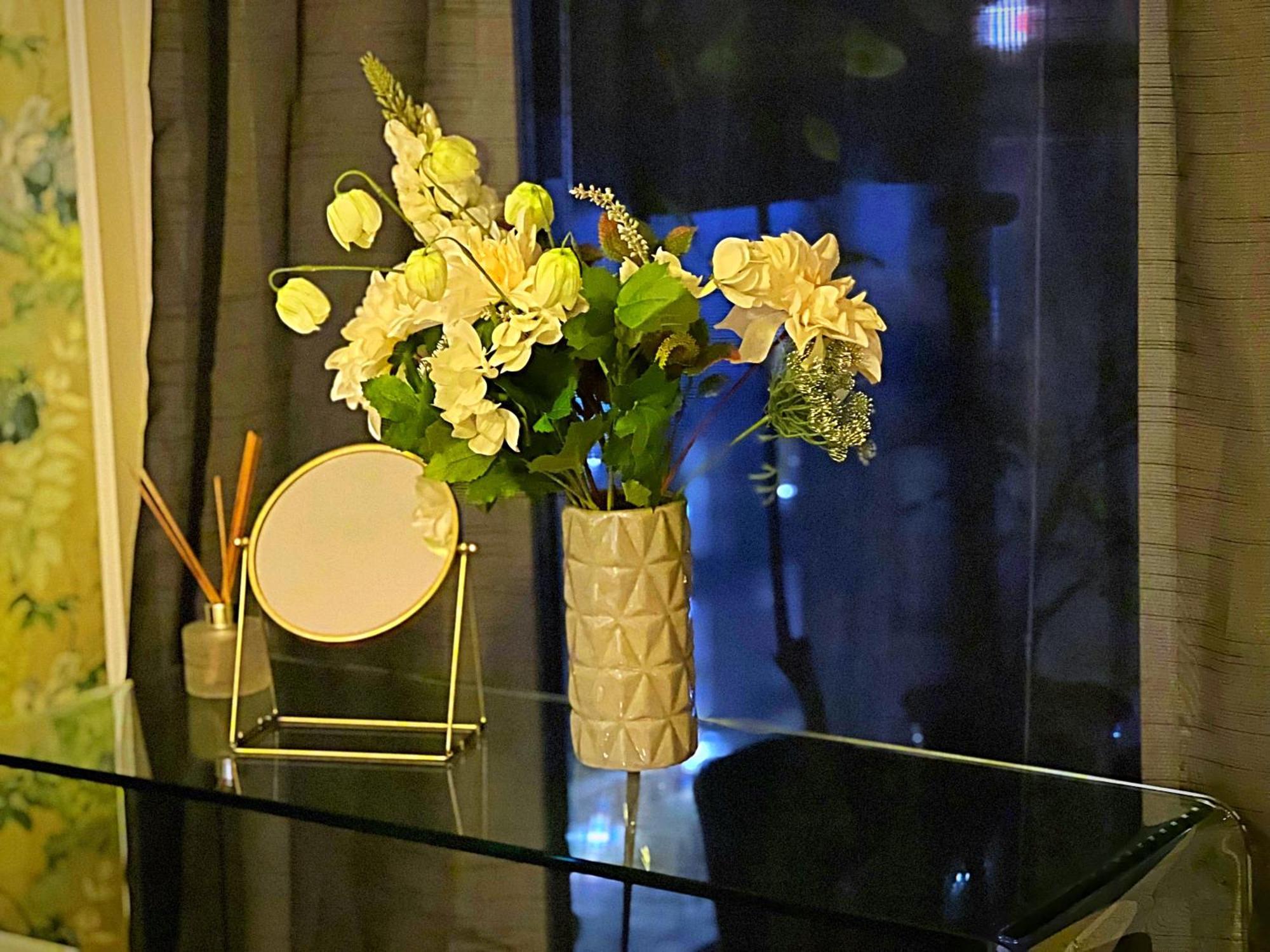 Latitude Chinatown Central Apartment Бирмингем Экстерьер фото