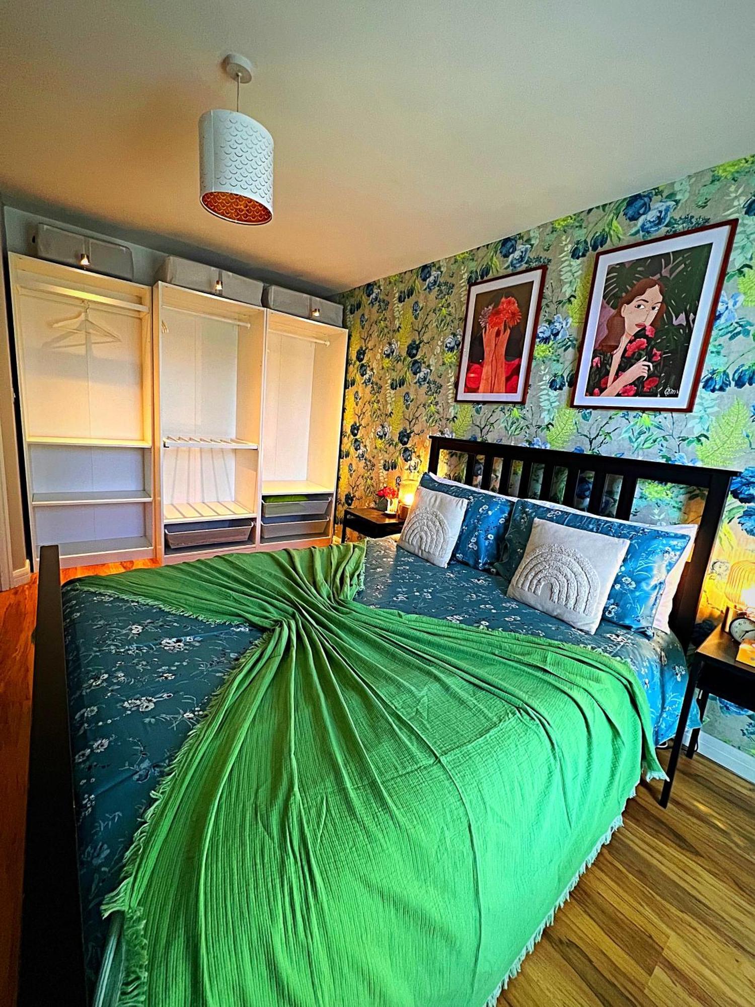 Latitude Chinatown Central Apartment Бирмингем Экстерьер фото